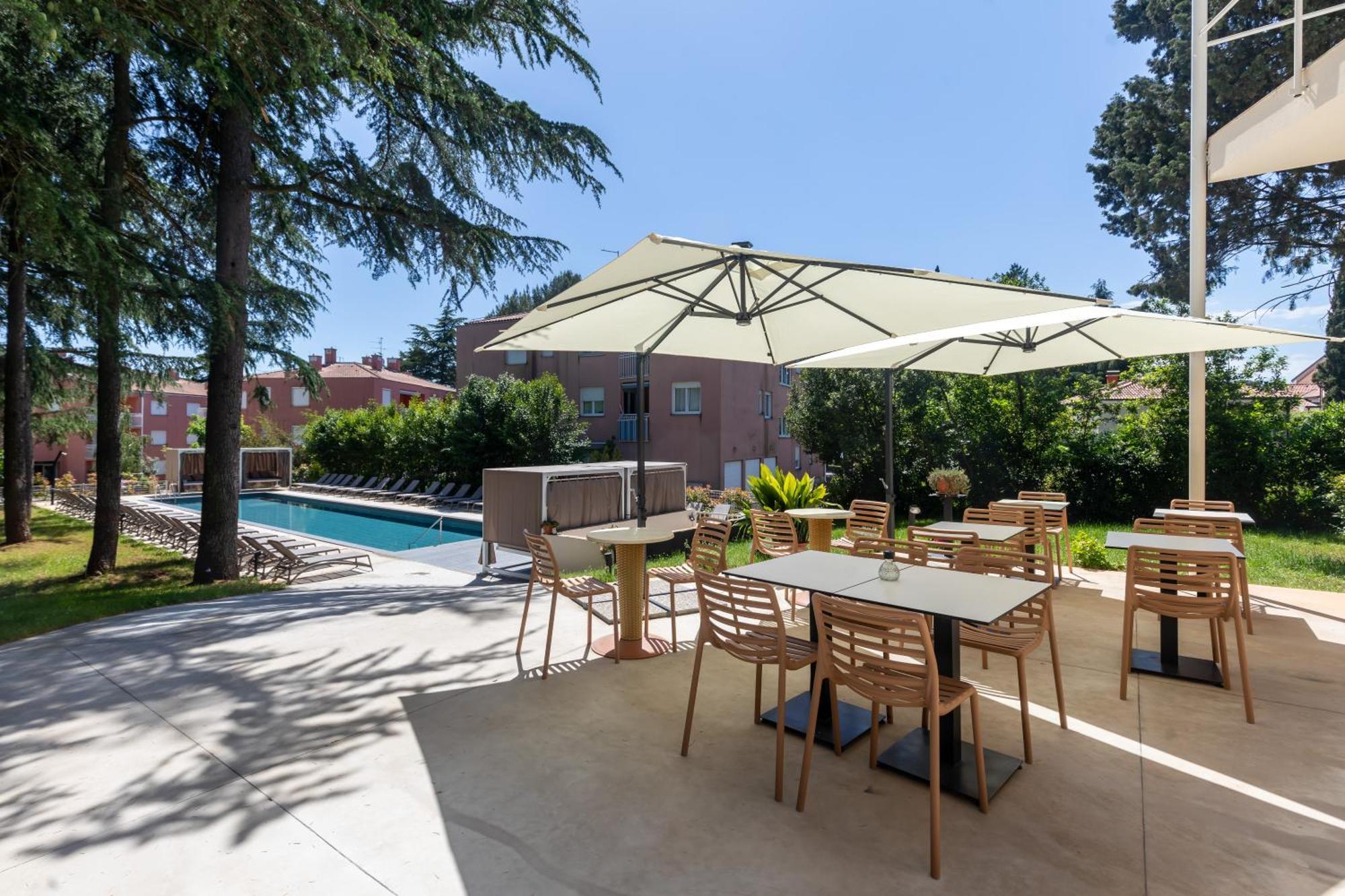 Hotel Emaus Novigrad Istria المظهر الخارجي الصورة