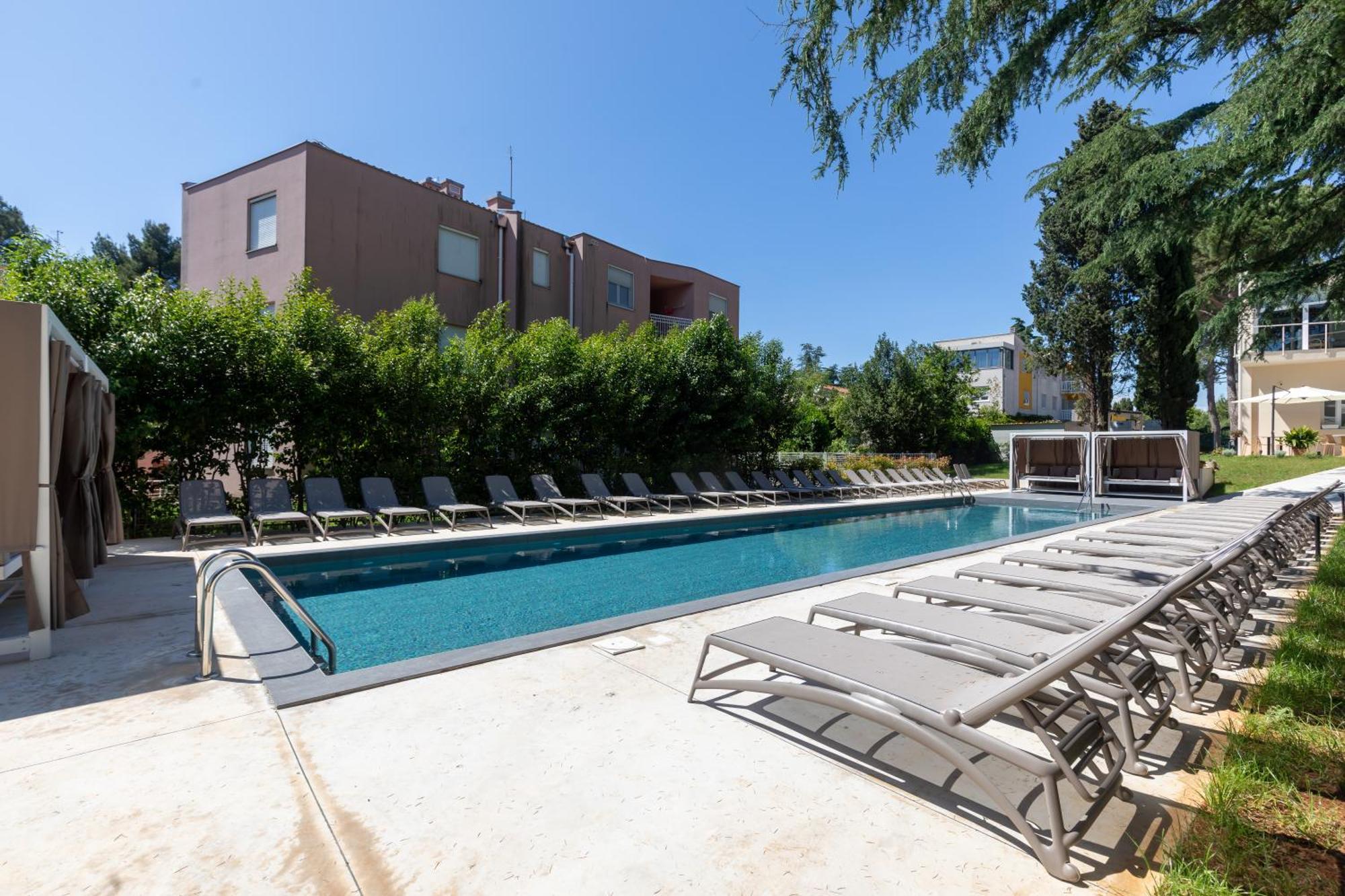 Hotel Emaus Novigrad Istria المظهر الخارجي الصورة