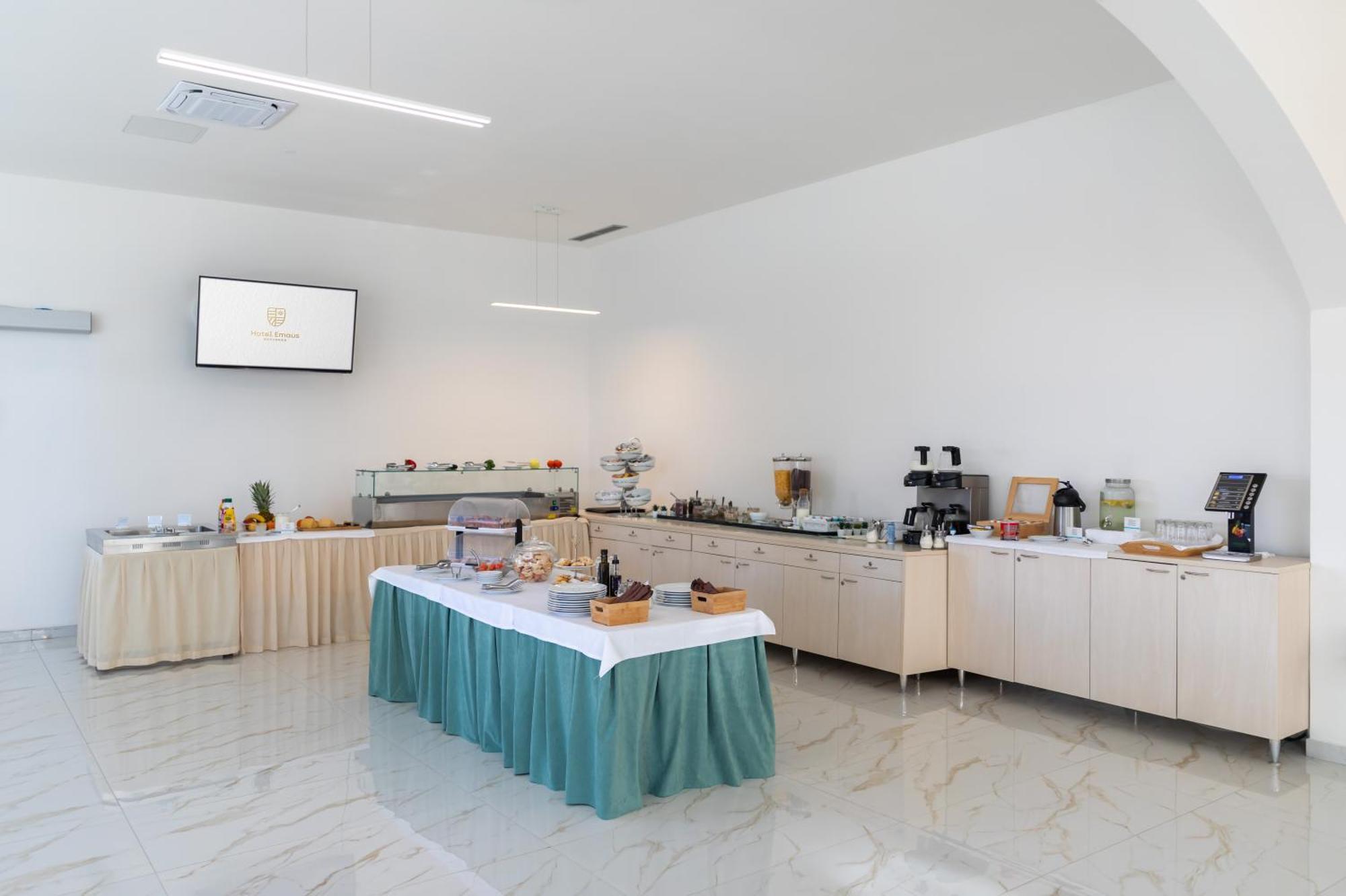 Hotel Emaus Novigrad Istria المظهر الخارجي الصورة