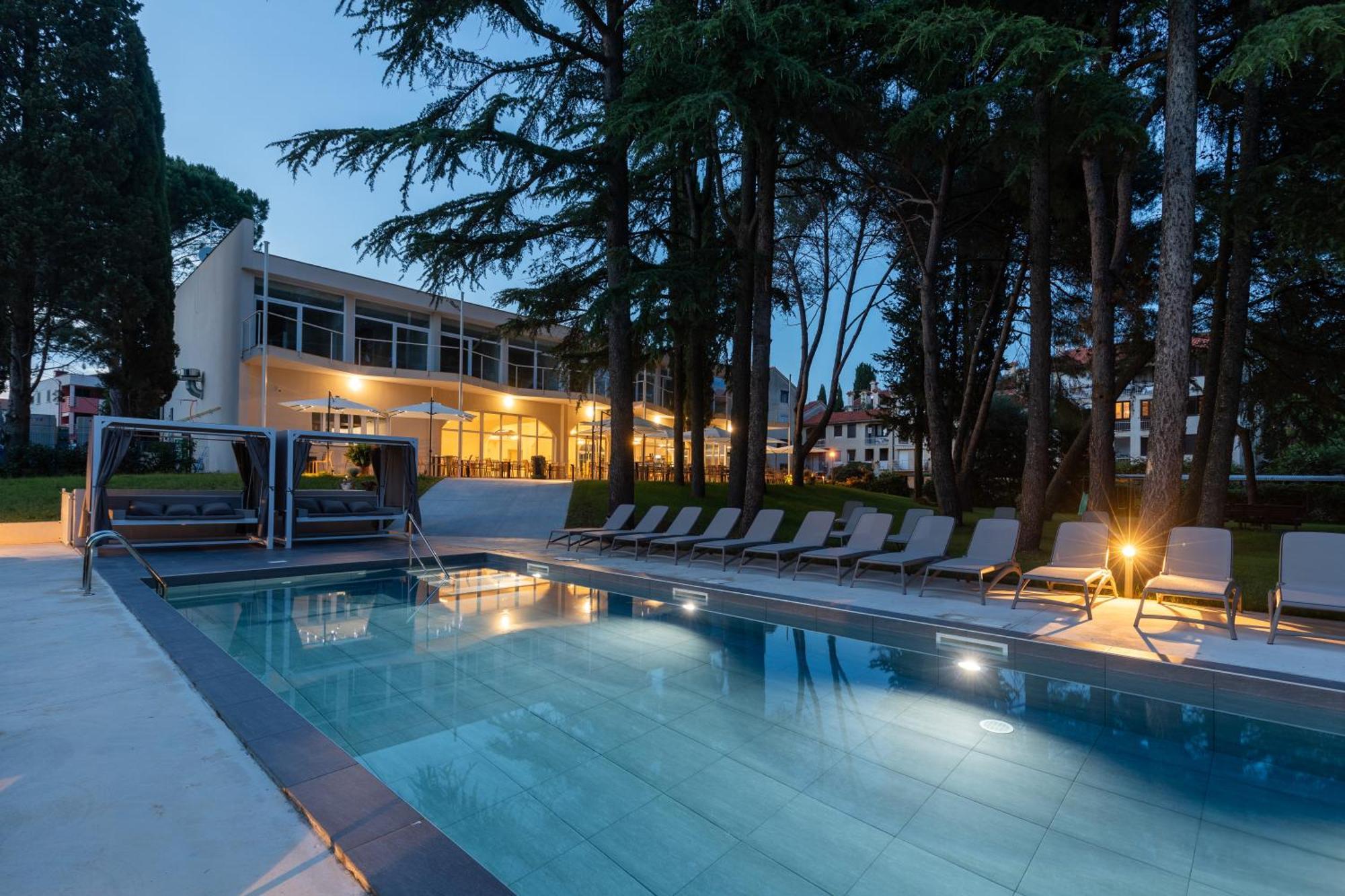 Hotel Emaus Novigrad Istria المظهر الخارجي الصورة