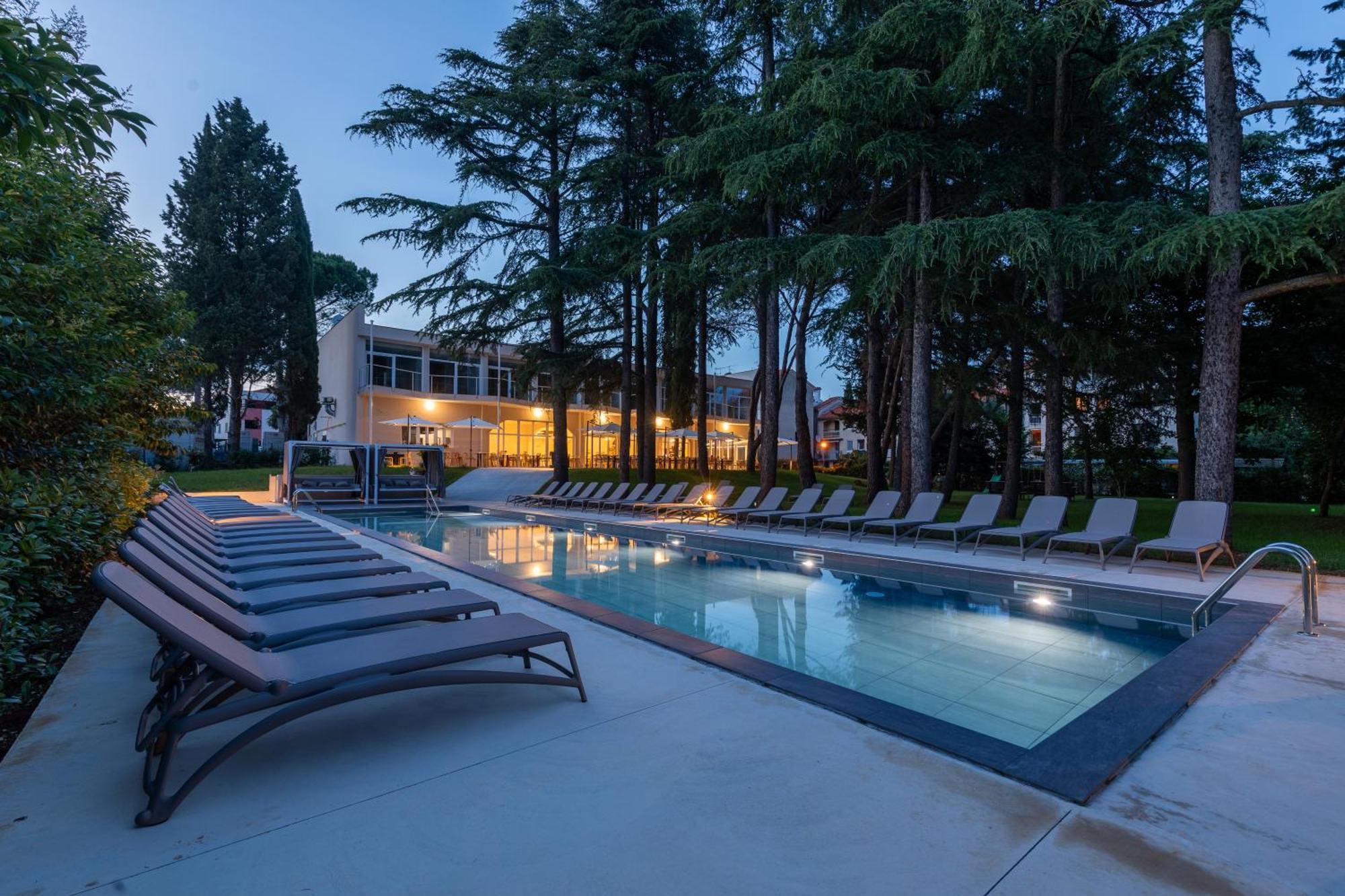Hotel Emaus Novigrad Istria المظهر الخارجي الصورة