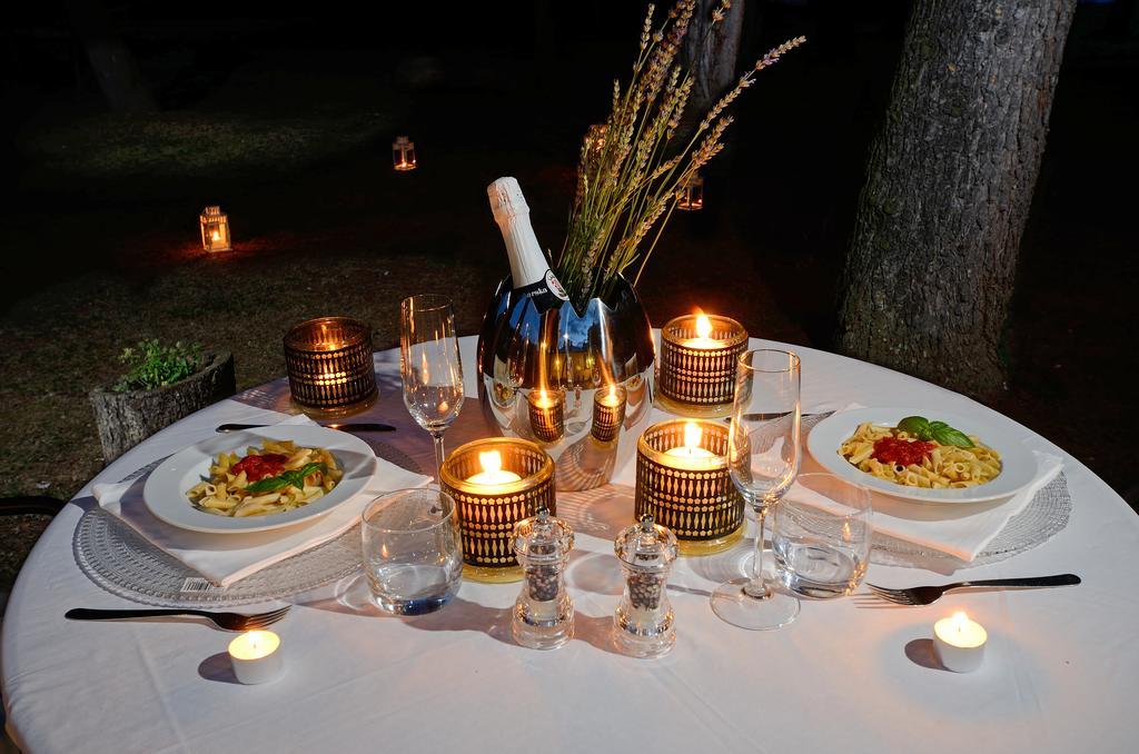 Hotel Emaus Novigrad Istria المظهر الخارجي الصورة